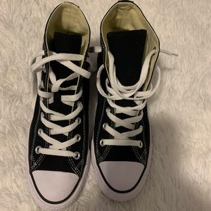 Black high top converse size 8